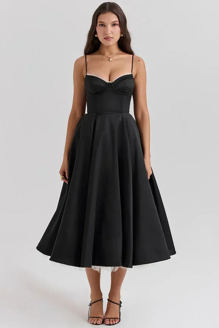 Cordelia | Robe élégante avec empiècement en tulle