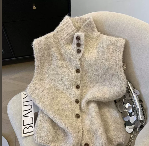STACY - SOPHISTICATED SLEEVELESS KNIT VEST